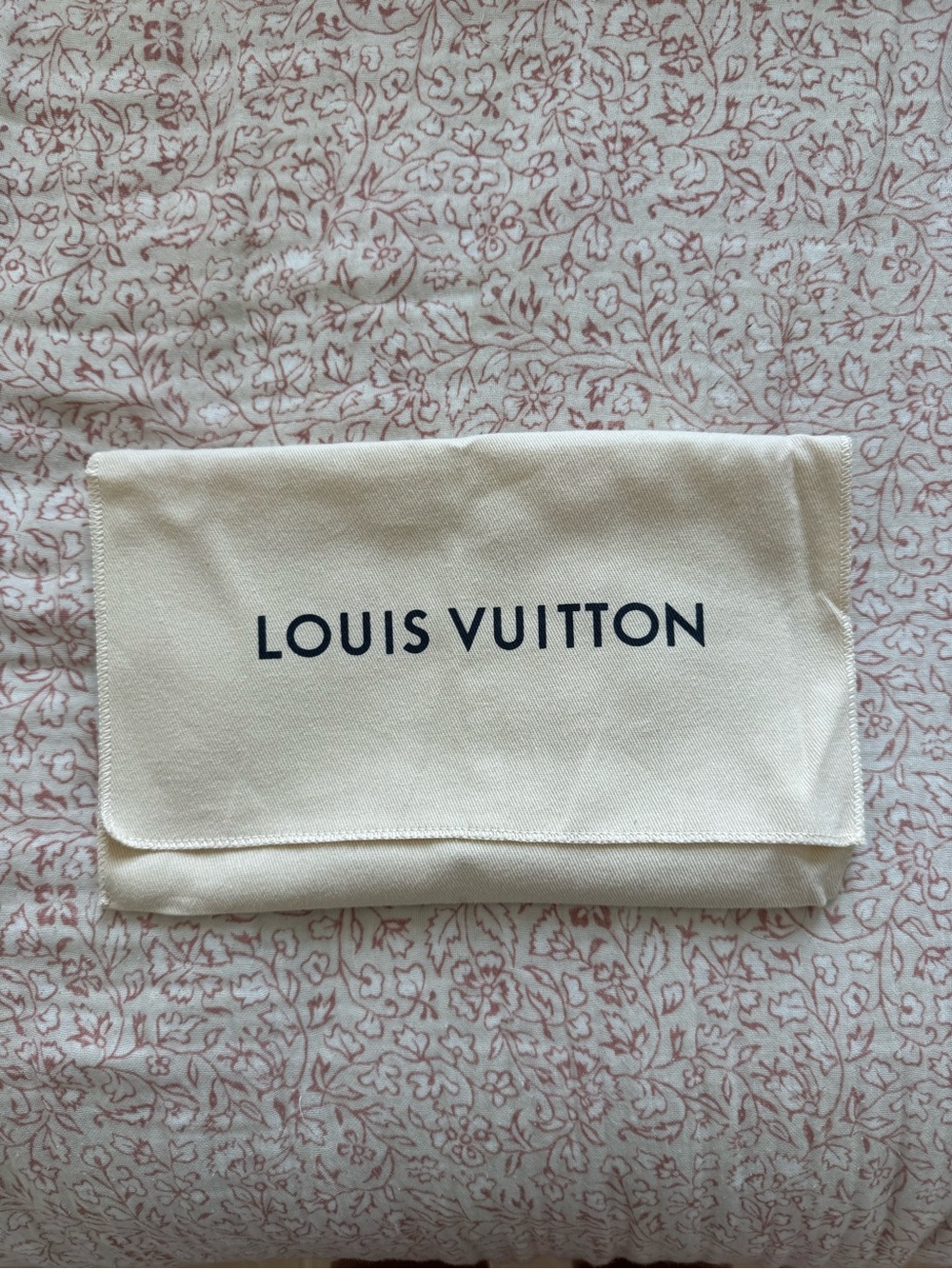 Louis Vuitton Cream Dust Bag with Black Logo